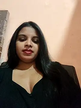 Snapshot of Maahhii_2 chatting on 3, 3, 2026 Maahhii 2 online show from 3, 3, 2026