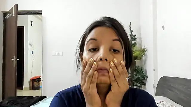 Maahhii 2 online show from 13, 6, 2026
