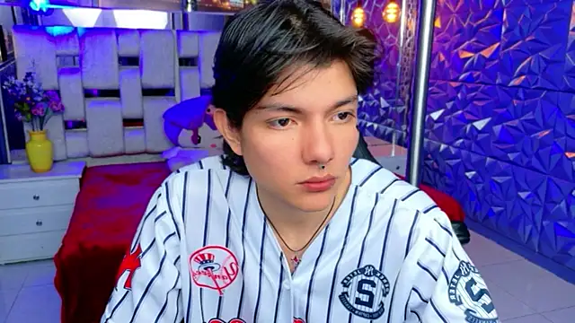 alandelrey57 online show from 28, 3, 2026