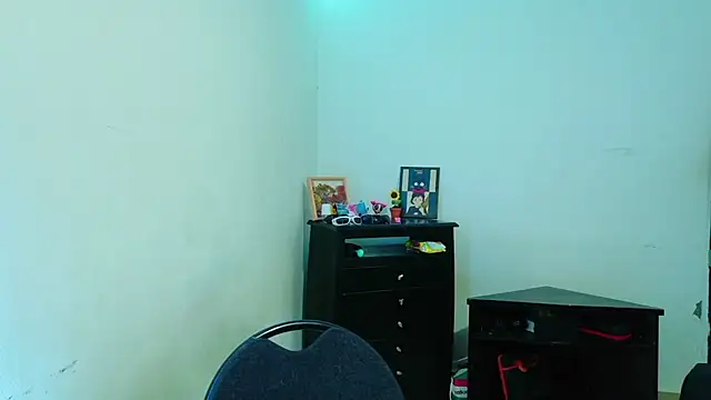 alandelrey57 online show from 27, 4, 2026