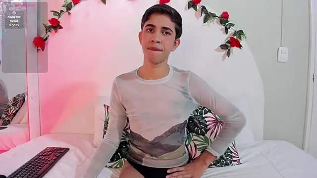 Snapshot of JoshuaSanzz chatting on 17, 9, 2025 JoshuaSanzz online show from 17, 9, 2025