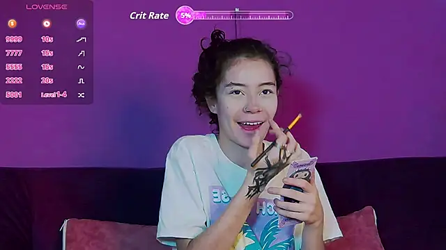 RavennMoonn online show from 17, 9, 2025