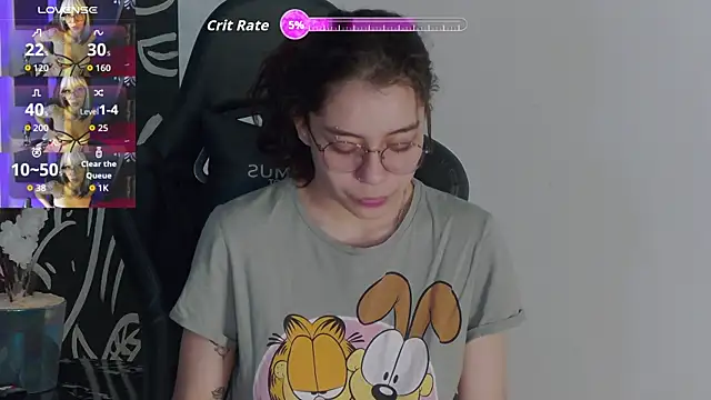 RavennMoonn online show from 9, 10, 2025