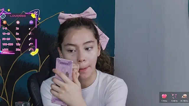 RavennMoonn online show from 6, 3, 2026