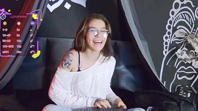 RavennMoonn online show from 11, 3, 2026