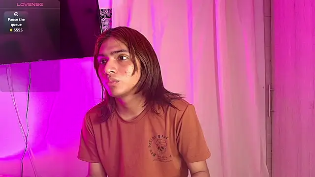 Snapshot of imgerver chatting on 16, 9, 2025 imgerver online show from 16, 9, 2025