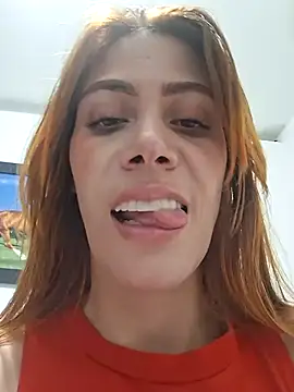 Elianasuarezz online show from 24, 6, 2026