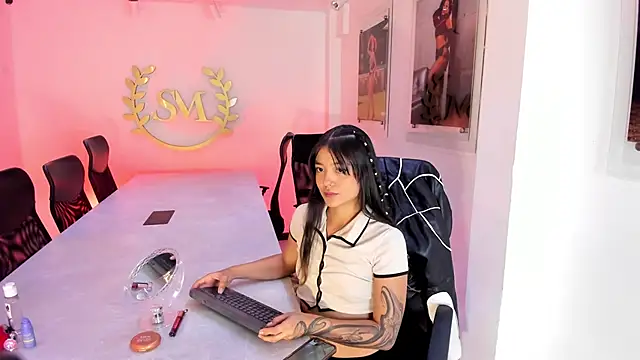 AbbyBeck online show from 15, 4, 2026