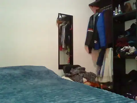 Barrx0018 online show from 17, 12, 2025