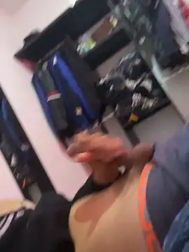 Barrx0018 online show from 19, 12, 2025