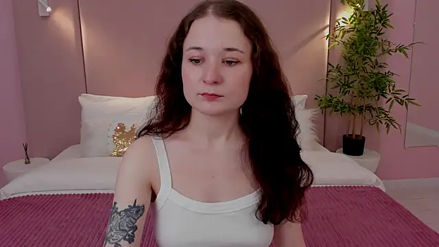 NancyJonson online show from 14, 10, 2025