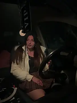  Katherine Pierce  online show from 7, 3, 2026