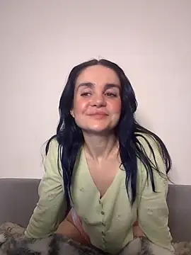 Snapshot of RosieCheexxxxxx chatting on 14, 12, 2025 RosieCheexxxxxx online show from 14, 12, 2025