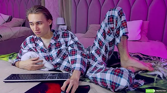 WilliamDyson online show from 14, 9, 2025