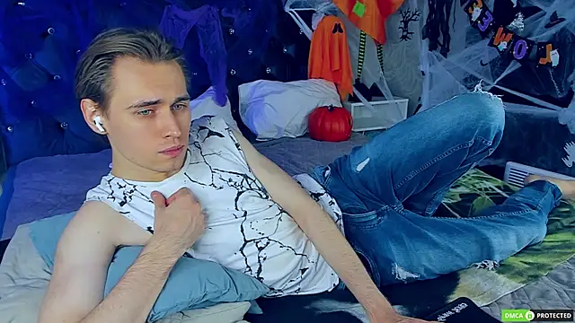 WilliamDyson online show from 19, 10, 2025