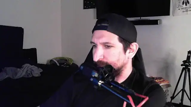 DevilPup75  online show from 10, 9, 2025