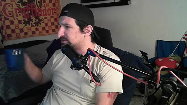 DevilPup75  online show from 24, 10, 2025