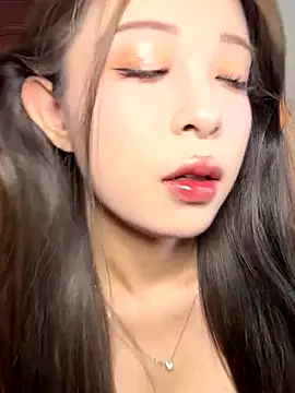 tuanzi125216 online show from 3, 11, 2025