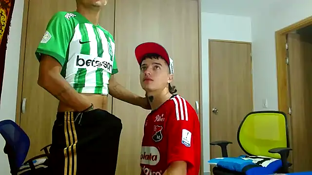 skinny23cm online show from 16, 12, 2024