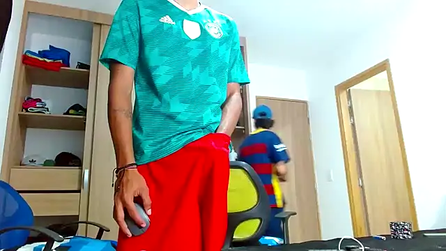 skinny23cm online show from 7, 1, 2025