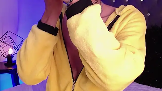 OzorioDany online show from 5, 10, 2025