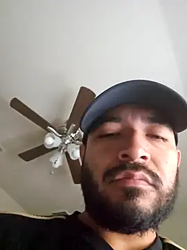 Snapshot of Lb228w chatting on 22, 3, 2026 Lb228w online show from 22, 3, 2026