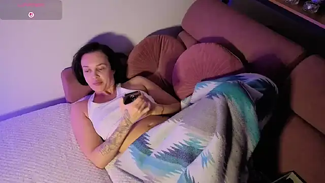 sonyaxbelle online show from 18, 4, 2026