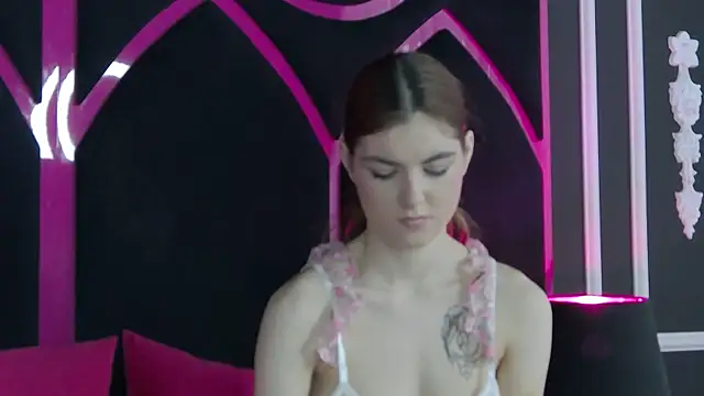 Evelisse online show from 16, 4, 2026