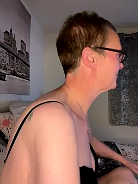 Curvy-Jinx online show from 27, 9, 2025