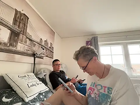 Curvy-Jinx online show from 21, 4, 2026