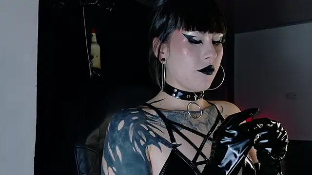 Angelabl0odborne online show from 26, 10, 2025