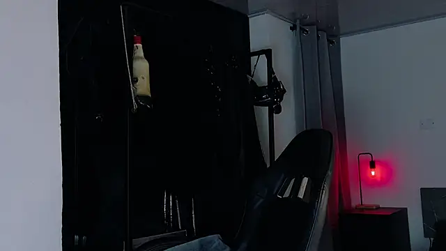 Angelabl0odborne online show from 27, 4, 2026