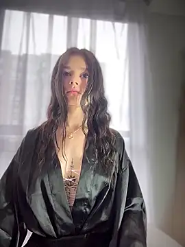 Sofi Leal online show from 21, 2, 2026