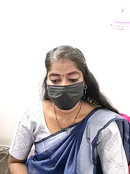 Snapshot of tamil_Sigappu_Roja chatting on 18, 11, 2025 tamil Sigappu Roja online show from 18, 11, 2025