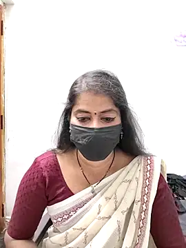 Snapshot of tamil_Sigappu_Roja chatting on 4, 3, 2026 tamil Sigappu Roja online show from 4, 3, 2026