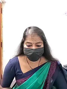 Snapshot of tamil_Sigappu_Roja chatting on 5, 3, 2026 tamil Sigappu Roja online show from 5, 3, 2026