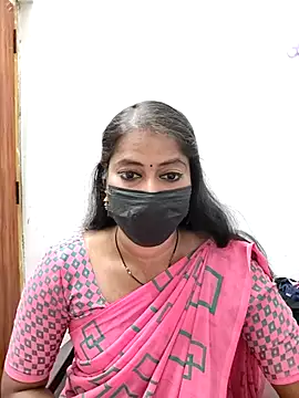 Snapshot of tamil_Sigappu_Roja chatting on 16, 3, 2026 tamil Sigappu Roja online show from 16, 3, 2026