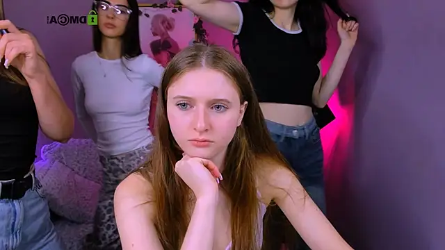 nekky mouse online show from 6, 10, 2025