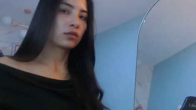 victoria hernandez t  online show from 27, 3, 2026