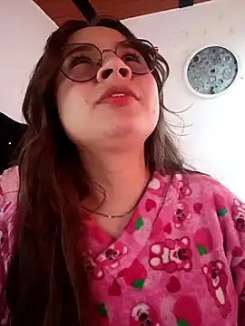 Isa Acosta online show from 29, 4, 2026