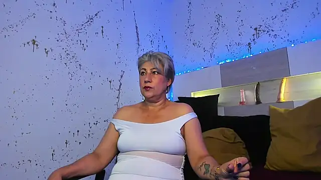 Snapshot of JaddeWalker chatting on 14, 11, 2025 JaddeWalker online show from 14, 11, 2025