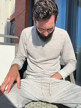 Michel huge online show from 20, 4, 2026