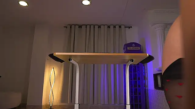 vaniaa95 online show from 5, 10, 2025