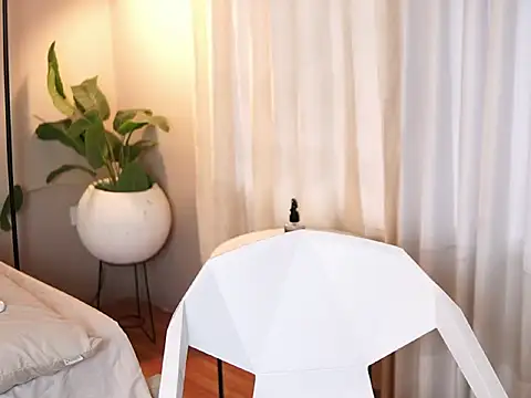 Thiago Valente online show from 17, 10, 2025