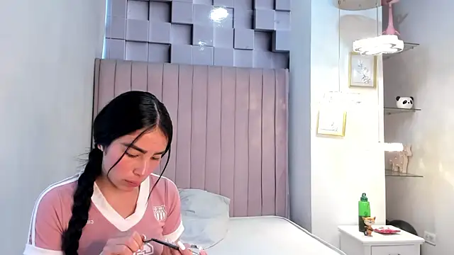 CandySays online show from 7, 11, 2025