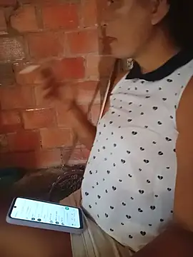Snapshot of marinita13 chatting on 16, 5, 2026 marinita13 online show from 16, 5, 2026