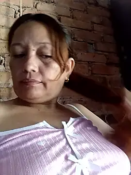 Snapshot of marinita13 chatting on 9, 6, 2026 marinita13 online show from 9, 6, 2026
