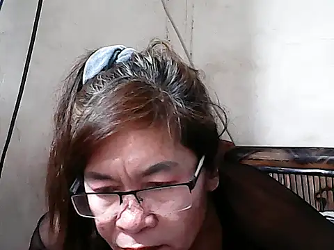 Snapshot of Hottestsexxy_Elynnn chatting on 3, 6, 2026 Hottestsexxy Elynnn online show from 3, 6, 2026