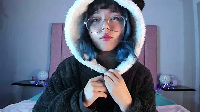 TerumiKitty online show from 3, 2, 2026