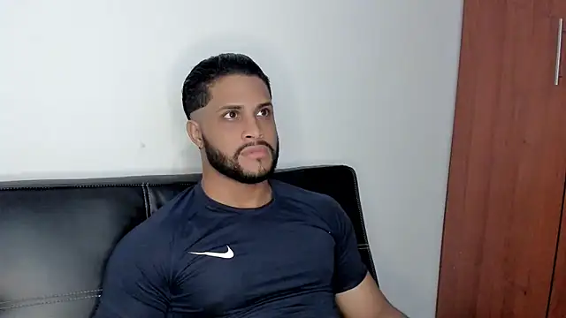 Snapshot of Pier_Simons chatting on 26, 10, 2025 Pier Simons online show from 26, 10, 2025